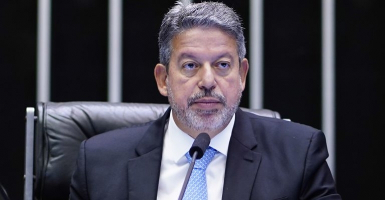 Imposto de Renda zerado para quem ganha até R$ 7.350: veja o que muda com a nova proposta