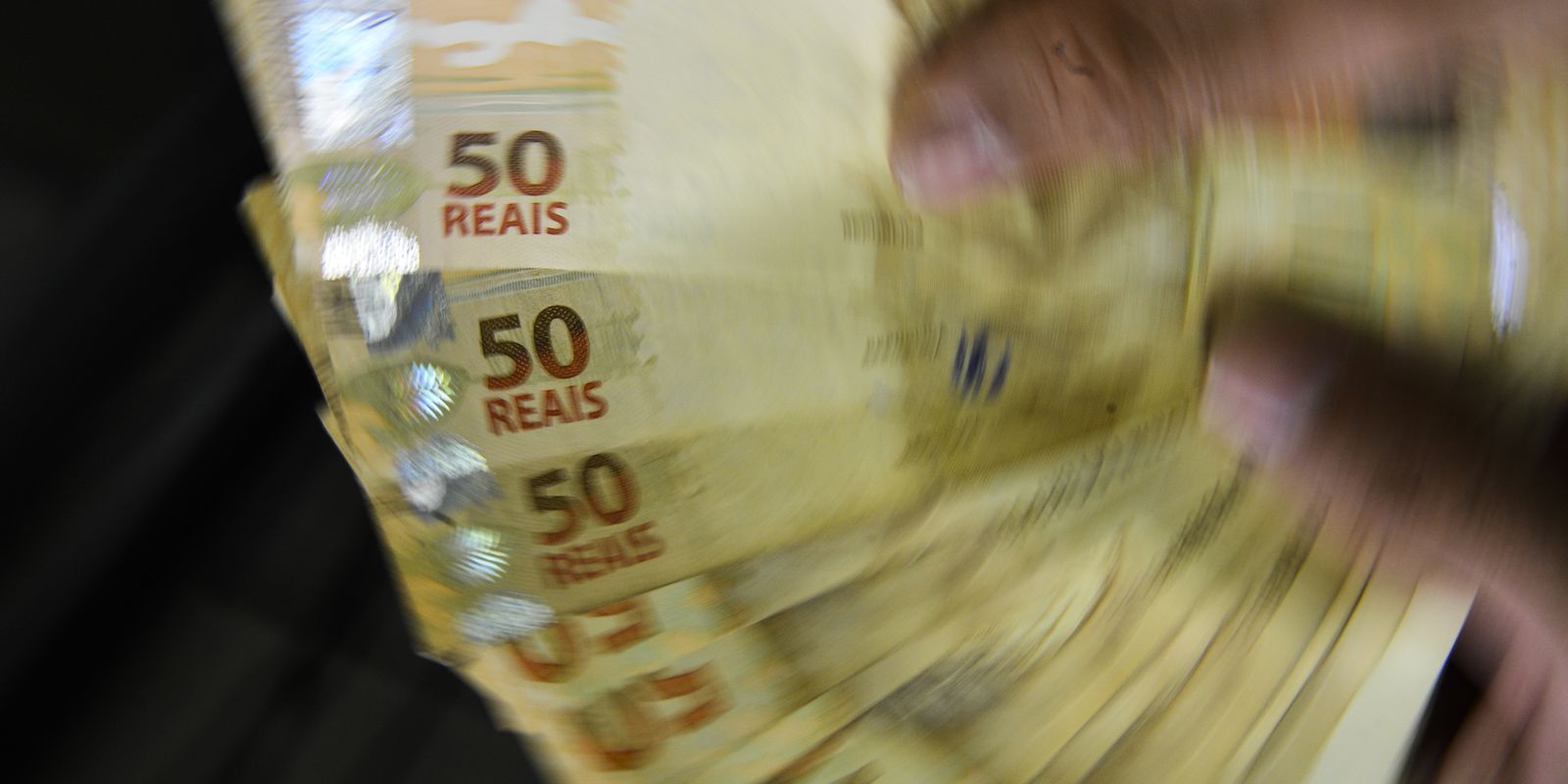 Com Selic em 15%, o que muda no seu bolso? Veja impacto nas finanças e custo de vida