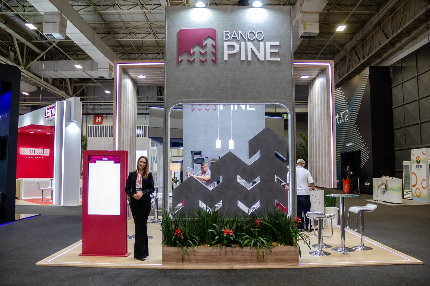 Banco Pine
