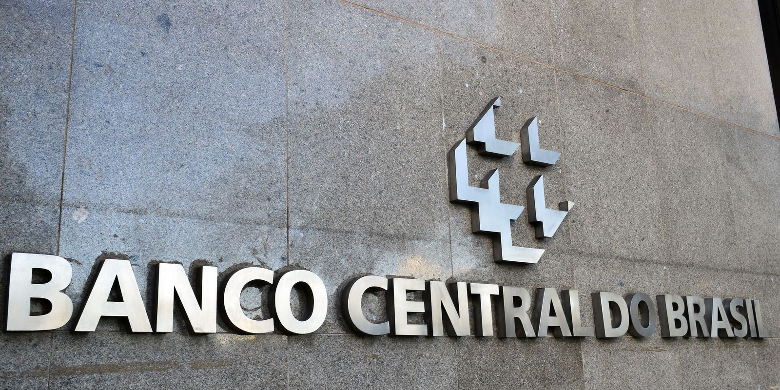 banco central mcajr abr 0104222276