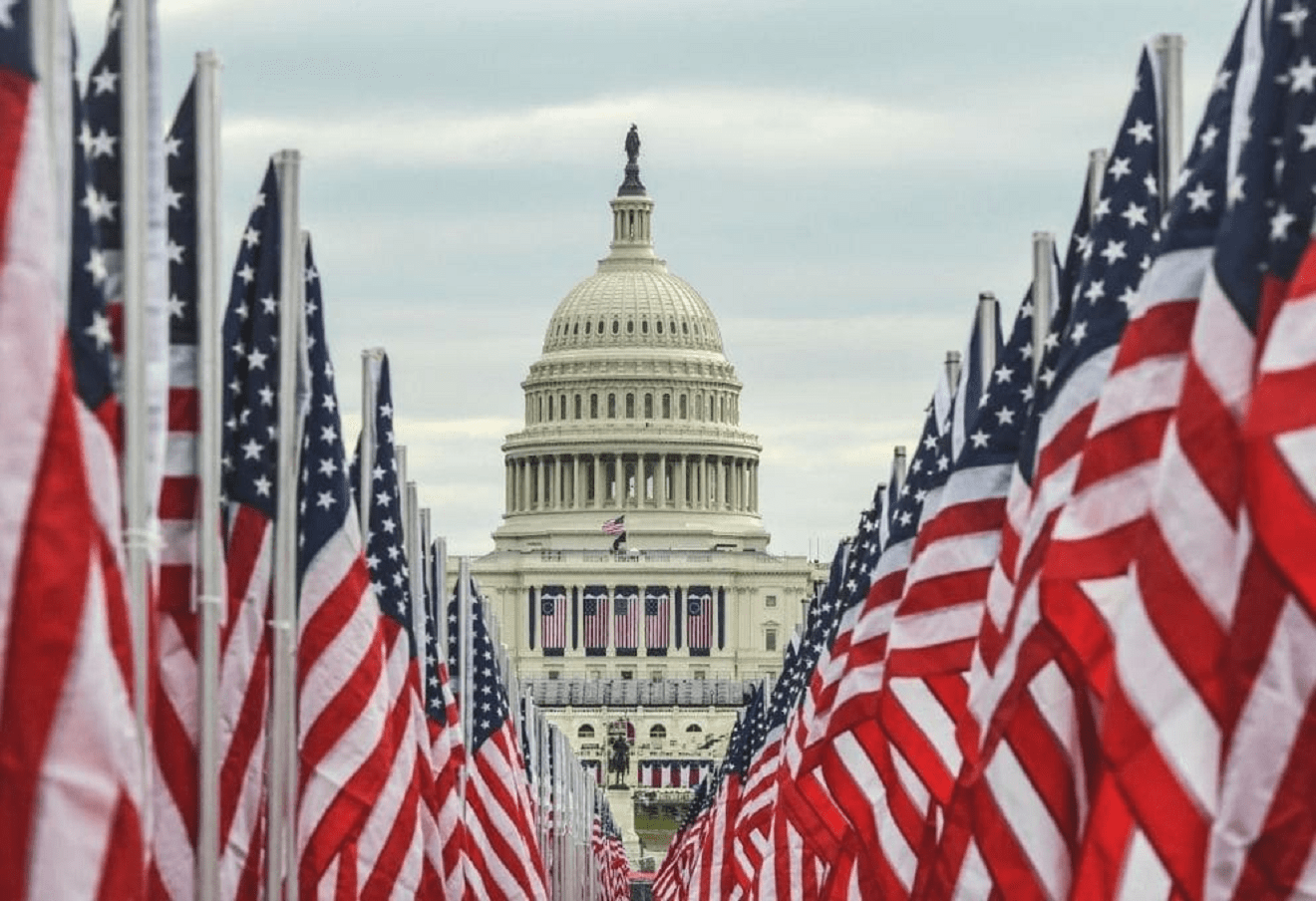 Com turbulência do governo Trump, ainda vale investir nos EUA?