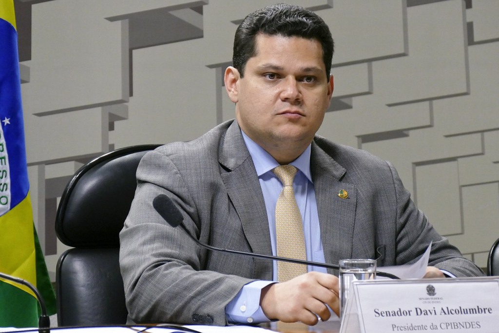 Alcolumbre manobra para barrar CPI dos Correios Alcolumbre manobra para barrar CPI dos Correios