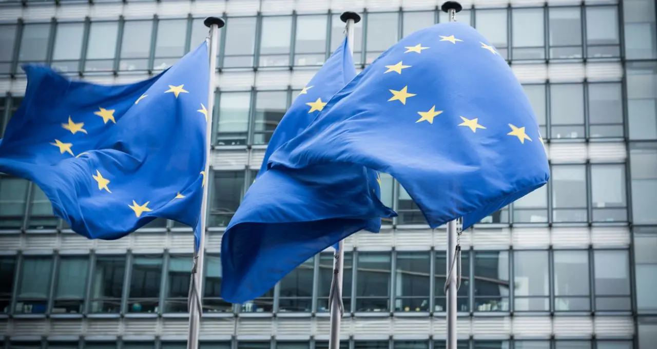 Comissão Europeia - Imagem: iStock.com/iantfoto