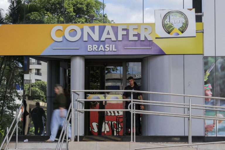 Instituição ligada ao MST adulterava documentos de aposentados