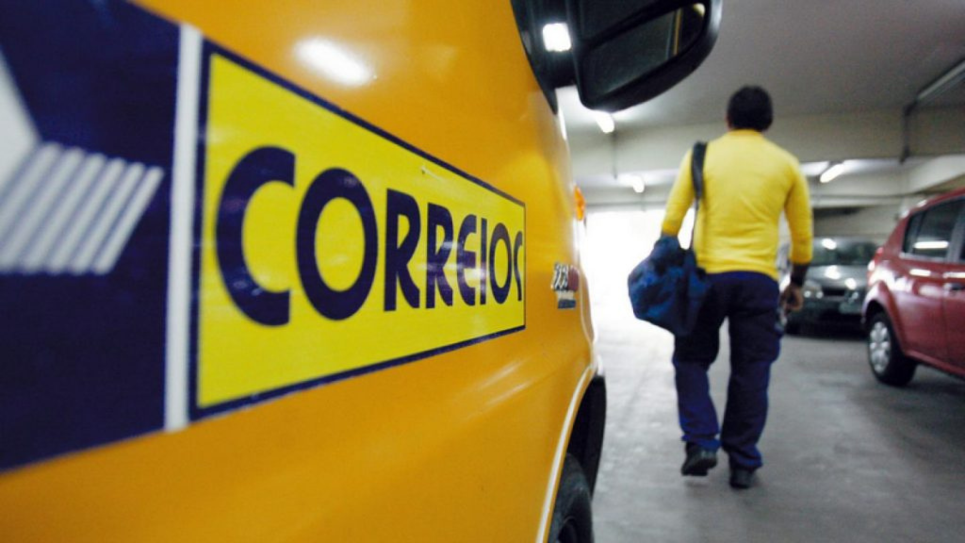Correios alugam galpão do BRCO11 e investidores temem calote: entenda o risco no FII da Bresco