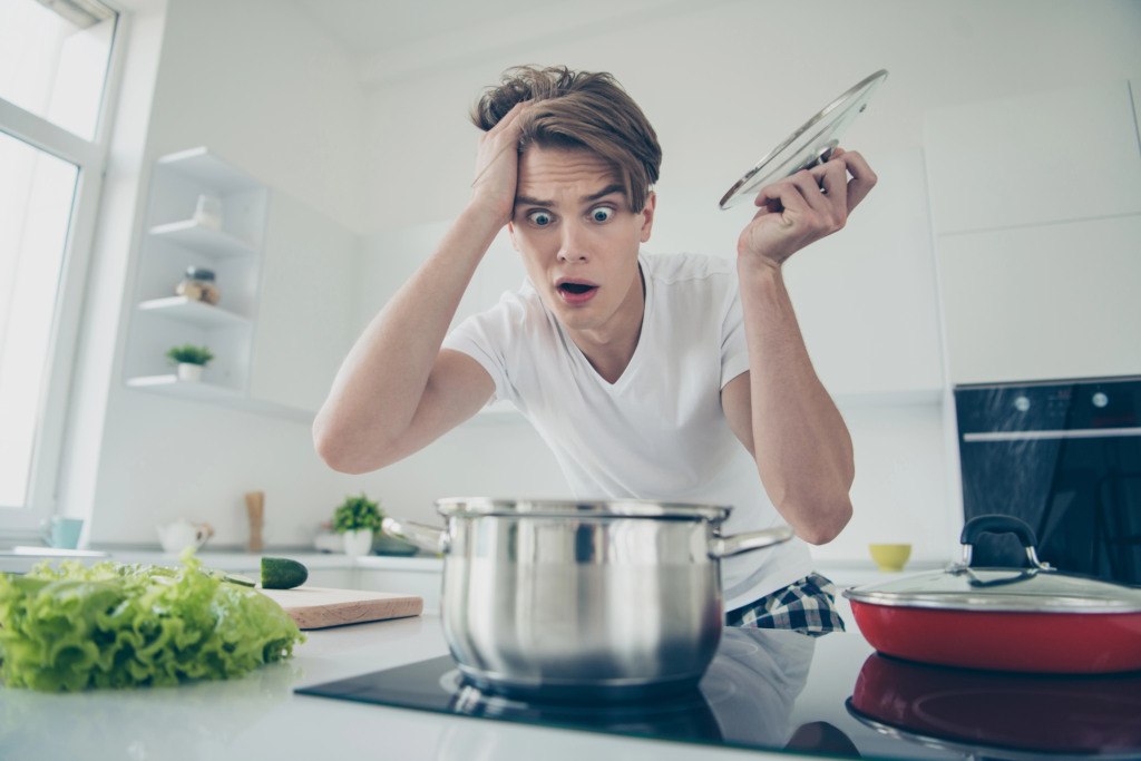 Você usa todo dia para cozinhar e pode causar câncer de mama Você usa todo dia para cozinhar e pode causar câncer de mama