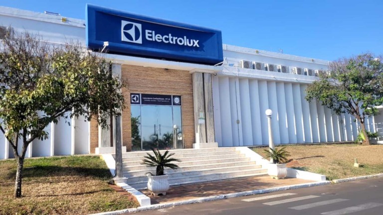 A Electrolux vai falir? Entenda o que está acontecendo no varejo