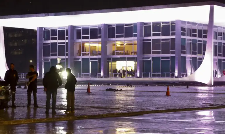 ExplosãoEmBrasília - Bruno Peres/Agência Brasil