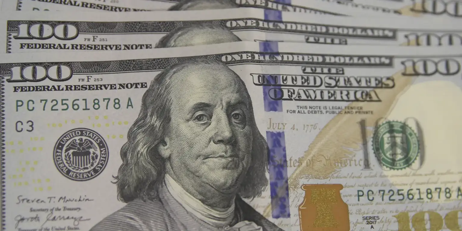 dolar moeda 0803221203.jpg dolar moeda 0803221203.jpg