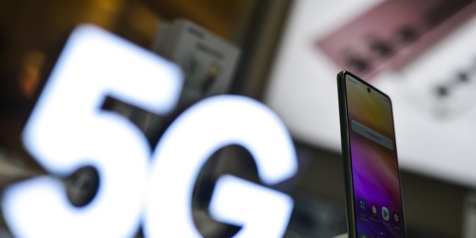 Telefônica Brasil (VIVT3) anuncia R$ 200 milhões em JCP; veja quem tem direito