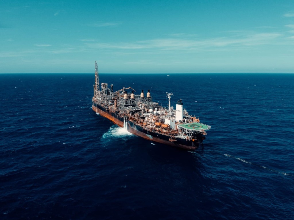 PRIO (PRIO3) anuncia ofensiva bilionária: emissão de dívida e recompra de bonds em dólar agitam investidores PRIO (PRIO3) anuncia ofensiva bilionária: emissão de dívida e recompra de bonds em dólar agitam investidores