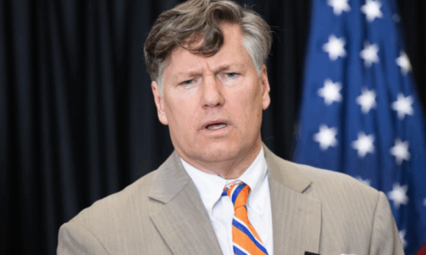 Vice de Rubio ataca Moraes e ameaça romper relação histórica entre Brasil e EUA