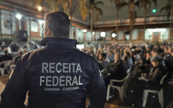 Operação Carbono Oculto identifica 15 integrantes do PCC envolvidos como proprietários de 251 postos de combustíveis.