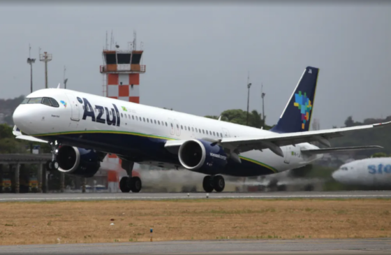Azul