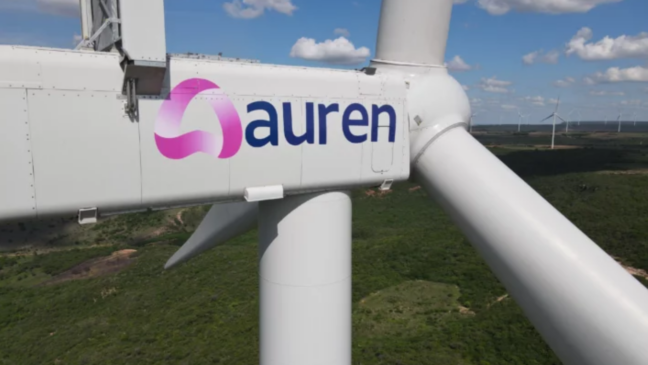 Auren (AURE3) afunda no prejuízo após geração fraca e pressão na comercialização